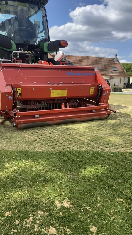 Aération + sablage des greens